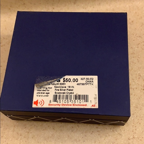 Silver & Rose Gold Heart Necklace Swarovski Heart - Picture 5 of 6